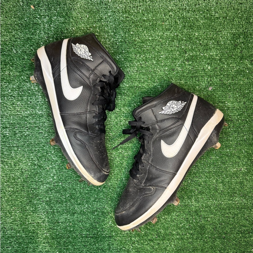 Air Jordan 1 Retro Metal Baseball Cleats Men’s Size 13 AV5355-011